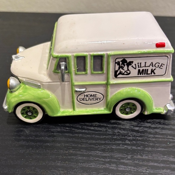 Department 56 Other - Department 56 Charming Village Milk Delivery Truck Figurine